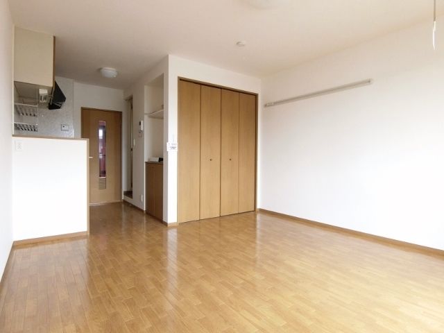 �y���ԁE���r���O�z�@�}�ʂƌ���ɑ��Ⴊ����ꍇ�ɂ͌����D��