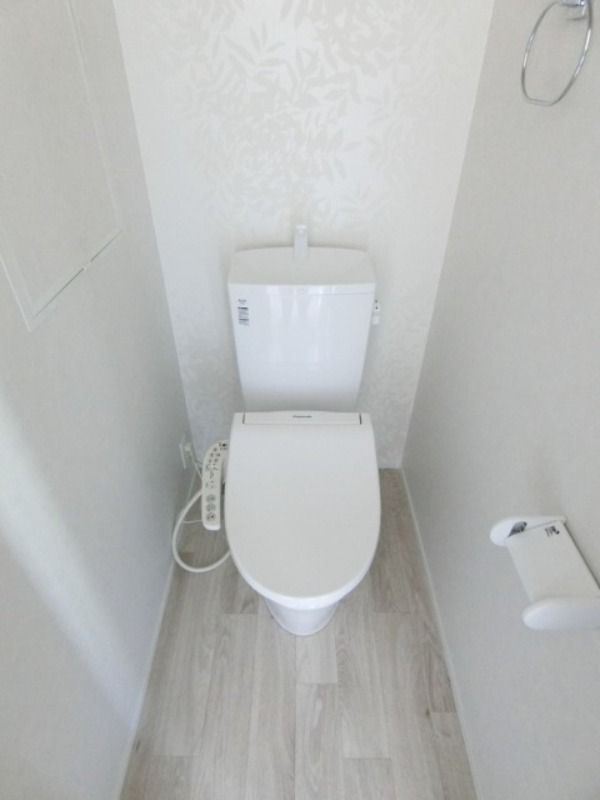 �y�g�C���z�@�}�ʂƌ���ɑ��Ⴊ����ꍇ�ɂ͌����D��