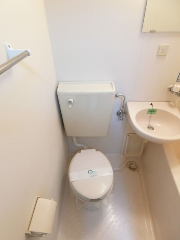 �y�g�C���z�@�}�ʂƌ���ɑ��Ⴊ����ꍇ�ɂ͌����D��